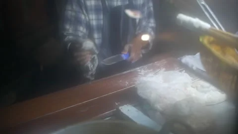 Cakwe traders on the roadside 스톡 동영상 244352302