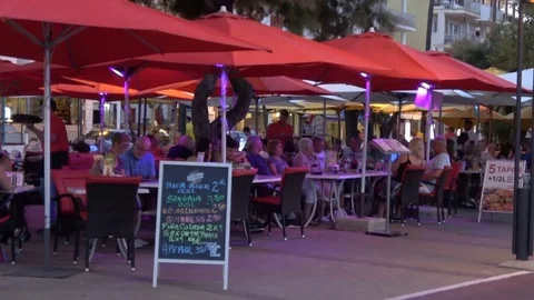 Cala Millor Mallorca Spain: People eating in a tapa restaurants Video stock 81069276