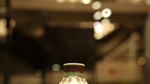 Calabash bottle with lotus pattern 動画素材 118946384