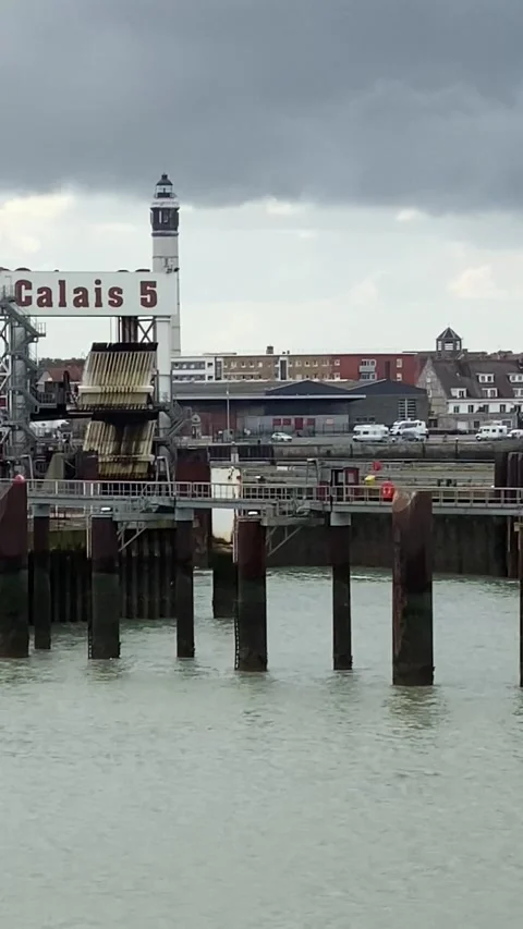 Calais Port Video stock 171247308