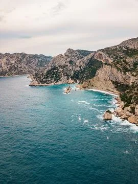 Calanques National Park: dramatic cliffs and sparkling Mediterranean seas 写真素材
