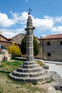 Calatanazor medieval pillory Фото