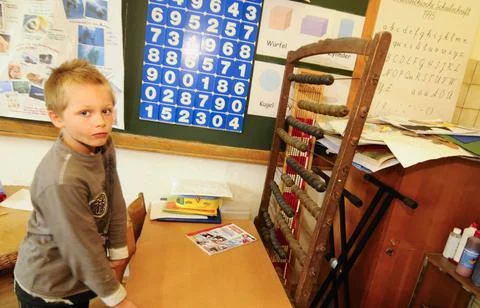  calculating and mathematics in school, learning arithmetic in elementary ... Stock Photos