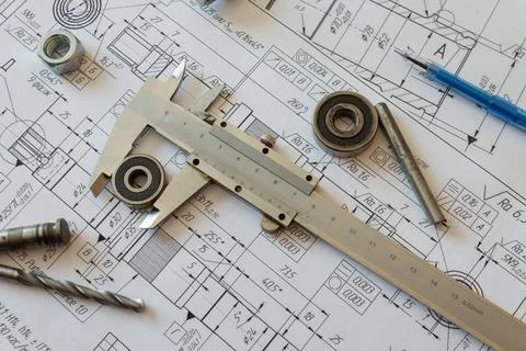 Calculation of the overall dimensions of the bearing using a caliper located  Stock Photos