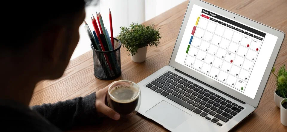 Calendar on computer software application for modish schedule planning Foto stock