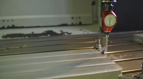 Calibrating process of CNC machine Видео 55014425