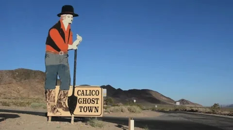 Calico Ghost Town Barstow CA California sign for tourist in  old cowboy town of 動画素材 45210384