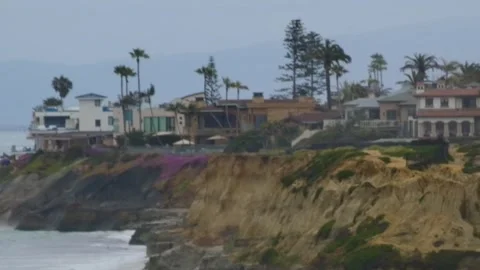 California  A pan left to right across the houses on the top of the cliff ne Stock-Footage 244683406