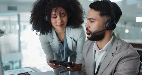 Call center, training and man learning in office with mentor, technical support Stock Footage 251210727