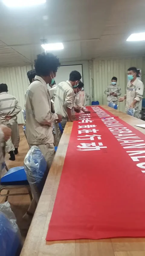 A call to protect the environment and create a clean environment from waste Video stock 195670622