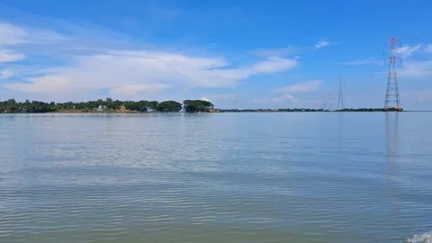 Calm Lake with Tower Vídeo Stock 331805765