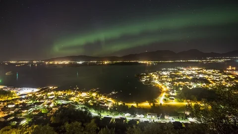 Calm Northern Lights Stock Footage 87959837