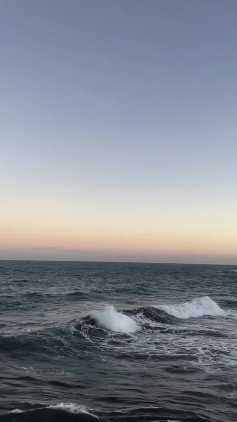 Calm Ocean Waves at Dusk Video stock 341317438