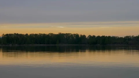 Calm River at sunrise with reflection Vidéo 107122999
