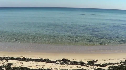 Calm sea Stockbeeldmateriaal 334859880