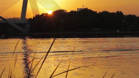 Calm sunset by the river. 스톡 동영상 80185904