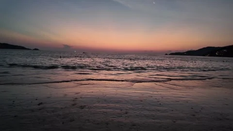 Calm Tropical Ocean Waves at Sunset on Phuket Beach Vídeos de archivo 335356888