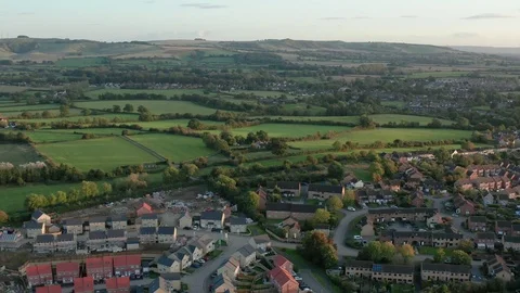Calne Sunset - Slow Pan Right Video stock 117808025