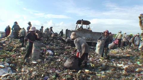 CAMBODIA-GARBAGE DUMP 86 Vidéo 7748859