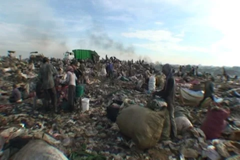 CAMBODIA-GARBAGE DUMP 91 Vídeo Stock 7727446