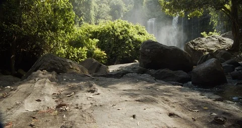 Cambodia waterfall Vídeo Stock 99817876