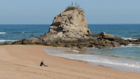 Camel beach, Santander 스톡 동영상 105524410