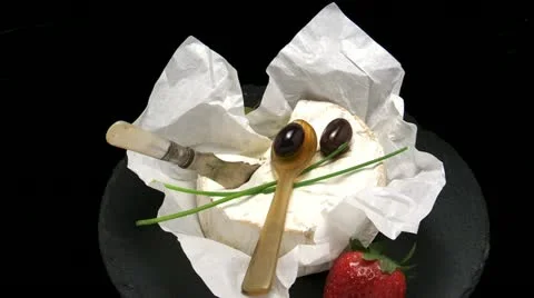 Camembert snack Video stock 21960012