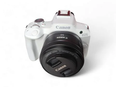 Camera Canon Eos R50 wit kit lens 50 mm Stock Photos