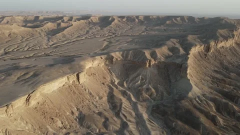 Camera drone flies over the Ledge of the World, Horimlaa, Saudi Arabia Stock Footage 172166460