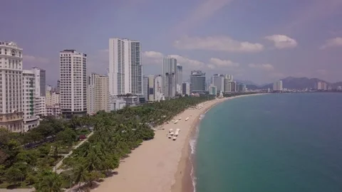The camera flies slowly over the beach of Nha Trang Stock-Footage 275897570