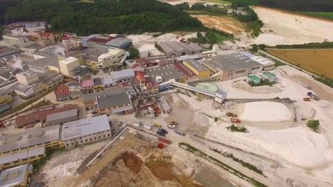 Camera flight over construction site. Vídeo Stock 72038733