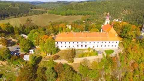 Camera flight over The Rabstejn nad Strelou in Czech Republic. Stock Footage 95766236