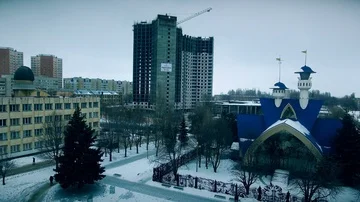 The camera up to the height of a skyscraper 스톡 동영상 85829446