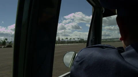 Camera inside an old police car in a high speed pursuit, driving zig zags Video stock 183826782