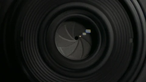 Camera Iris opening and closing, f-stop aperture Stock Footage 122700466