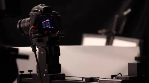 Camera on a motorized slider Video stock 237724642