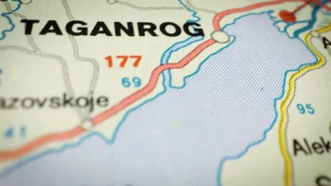 Camera movement over map highlighting Sea of Azov coastline and road to Rostov Stockbeeldmateriaal 332798102