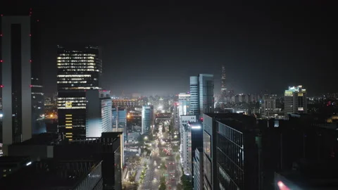 Camera moving up high between modern skyscrapers showing beautiful panorama. Stock Footage 149590425
