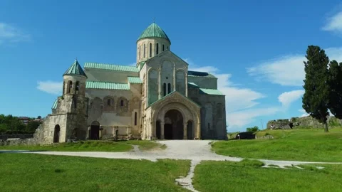 Camera panning over bagrati cathedral in kutaisi Stock Footage 285651996