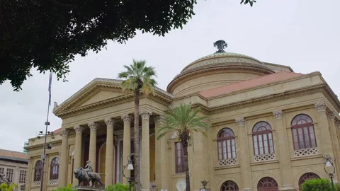 Camera pans and tilt down over Teatro Massimo di Palermo Stock Footage 88615347
