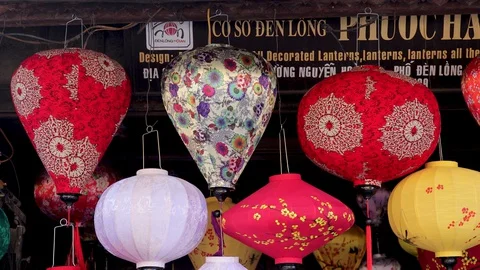 The camera shoots Chinese lanterns Stock Footage 128277520