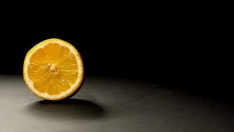 Camera slide dolly shot of lemon 스톡 동영상 125046396