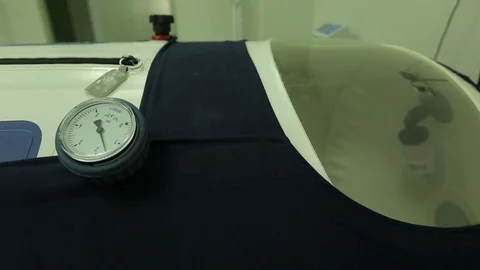 Camera slides along the altitude camera, right to left, close-up 動画素材 75982155