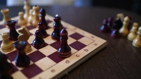 Camera sliding over chess board game Видео 155660772