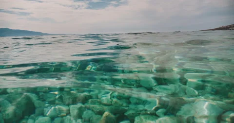 The camera is submerged under the water Video stock 165590444