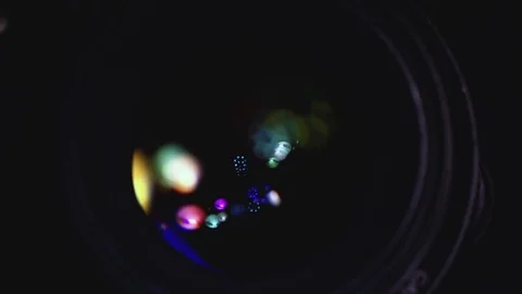 Camera taking two pictures in slow motion. Vídeo Stock 71262600