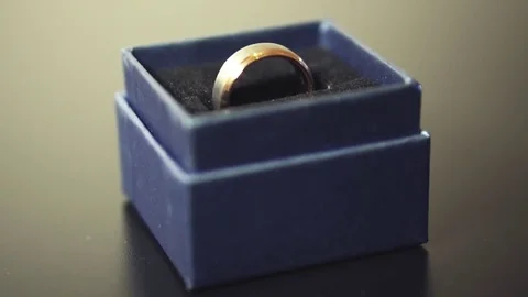 Camera Tilt View of Ring Box Video stock 85403143