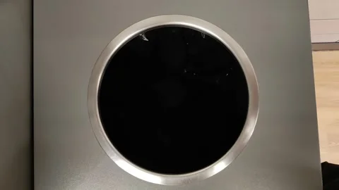 Camera Zooming Into the Interior of a Waste Bin Vídeos de archivo 346818041