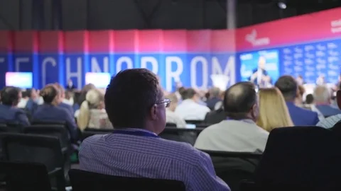 The cameraman makes a direct broadcast of the event and events for businessmen Stock Footage 81670538
