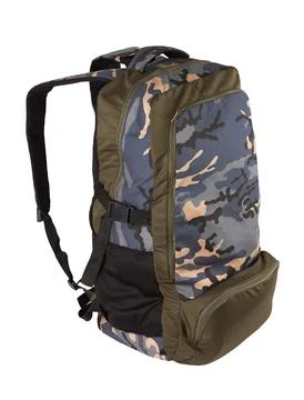 Camouflage backpack on white Stock-Fotos